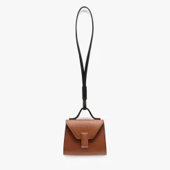 Iside Charm