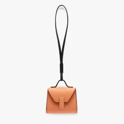 Iside Charm