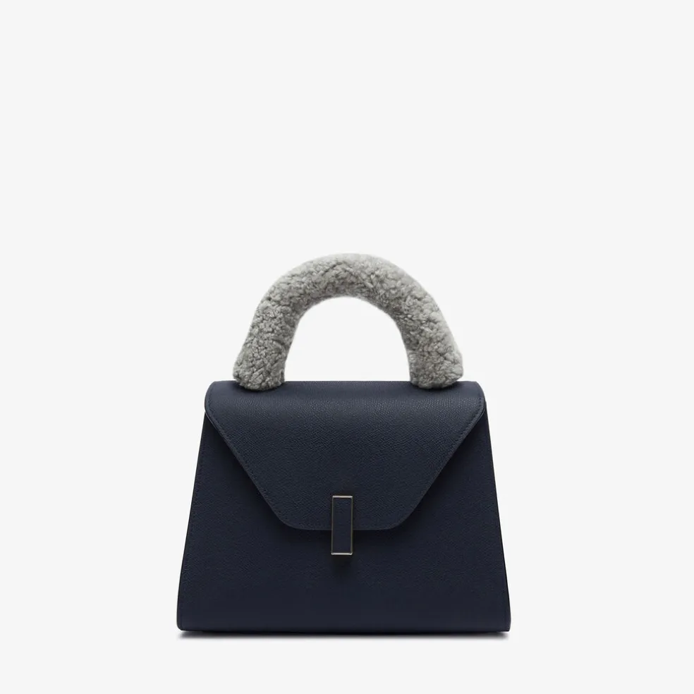 Iside Fur Handle Cover