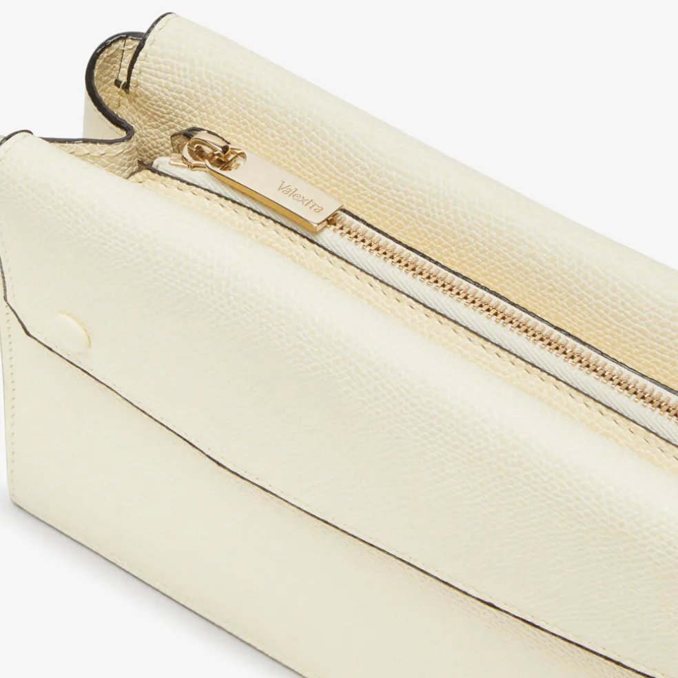 Pocket Slim Crossbody Bag