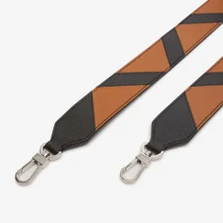 Shoulder Strap Intarsia