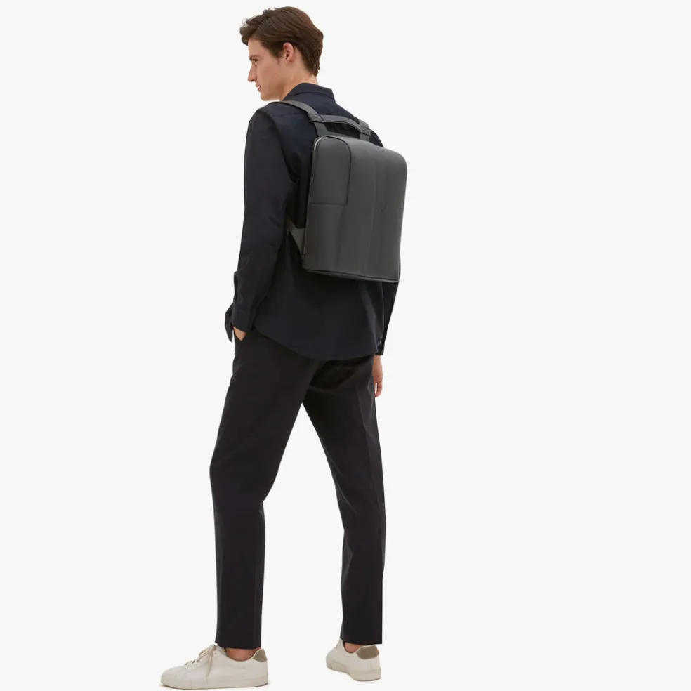 V-Line Backpack