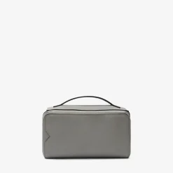 V-line Wash Bag