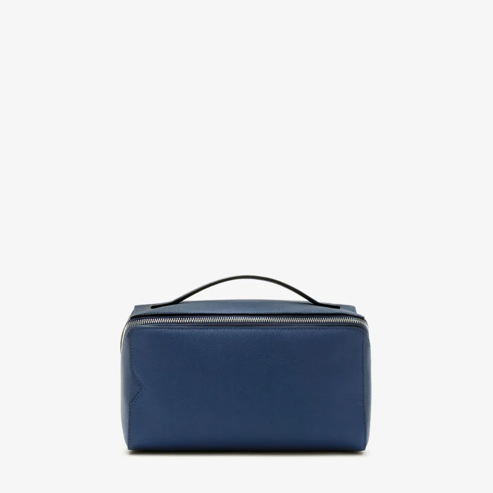 V-line Wash Bag