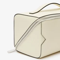 V-line Wash Bag