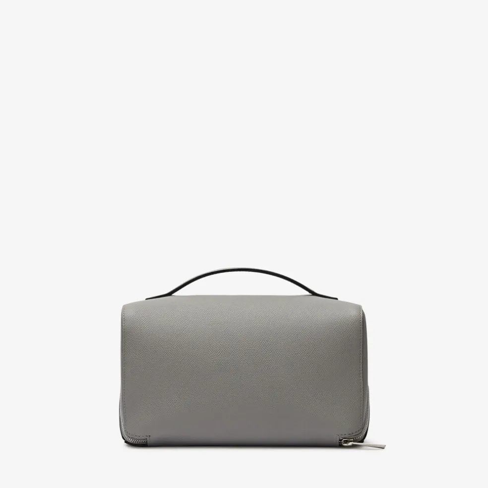 V-line Wash Bag